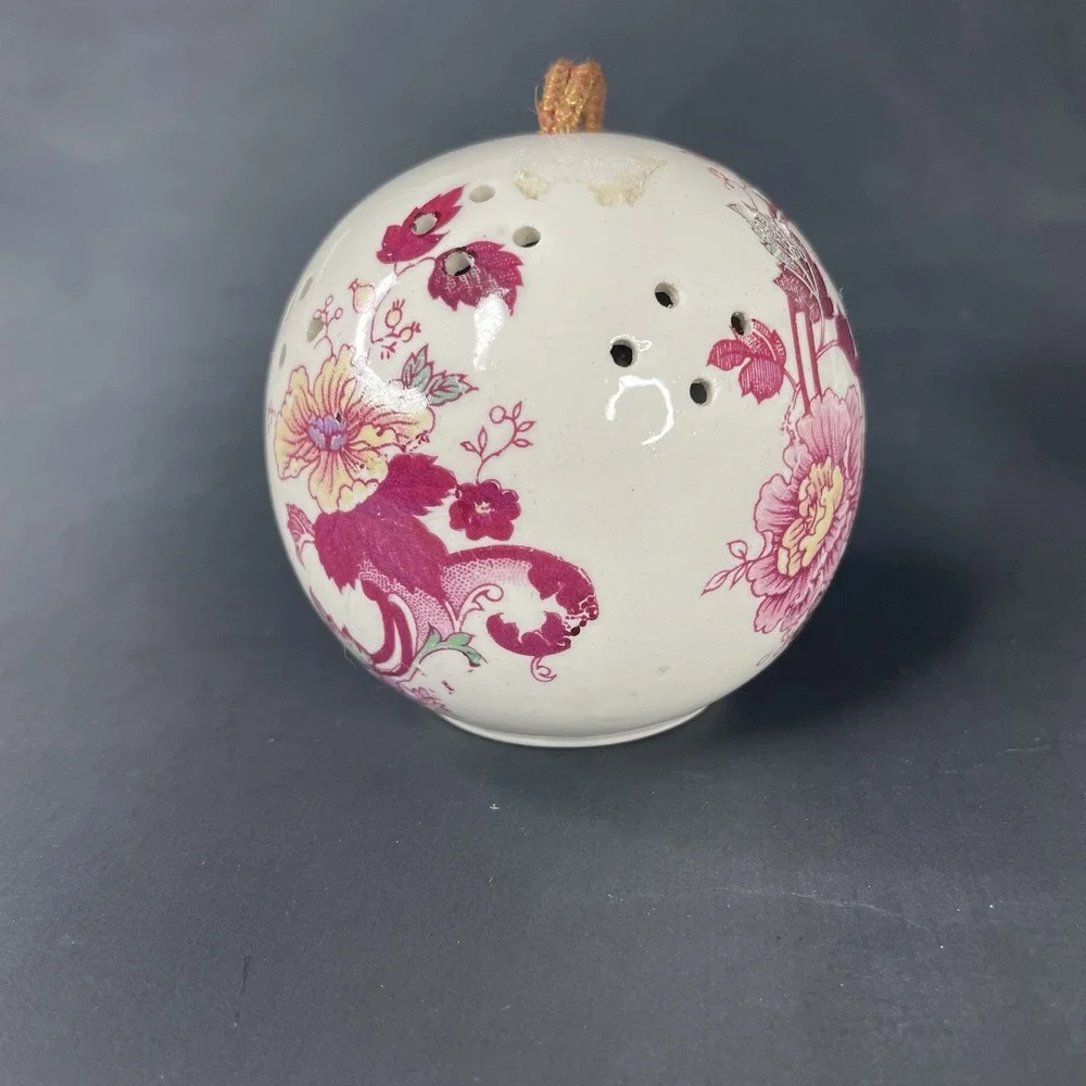 Vtg Floral Scentomander by Andre Richard Spice Potpourri Hanging Pomander 2 1/2